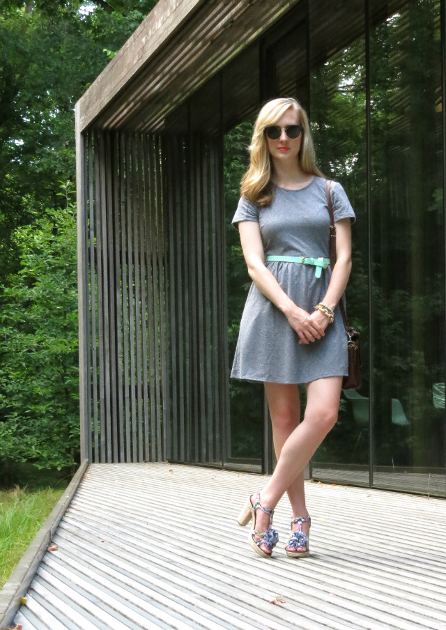 forever 21 dress, Tahari sandals, Oasap retro sunglasses, Coach bag from eBay, 100 acre art and nature park