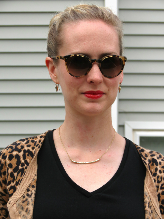 Kate spade tortoise sunglasses, forever 21 bar necklace