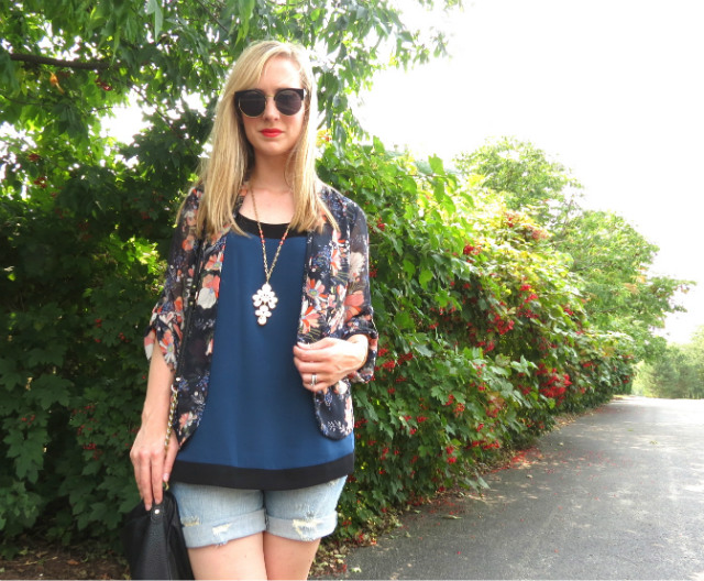 kut from the kloth boyfriend shorts, lc lauren conrad blazer, kensie tank, loft necklace, nine west wedges, oasap round sunglasses