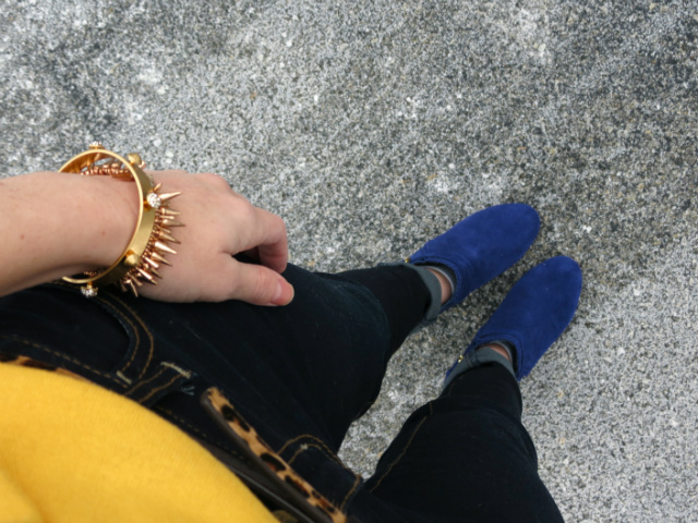 dv dolce vita booties, madewell leopard belt, american eagle jeggings, cuffed jeans with ankle boots