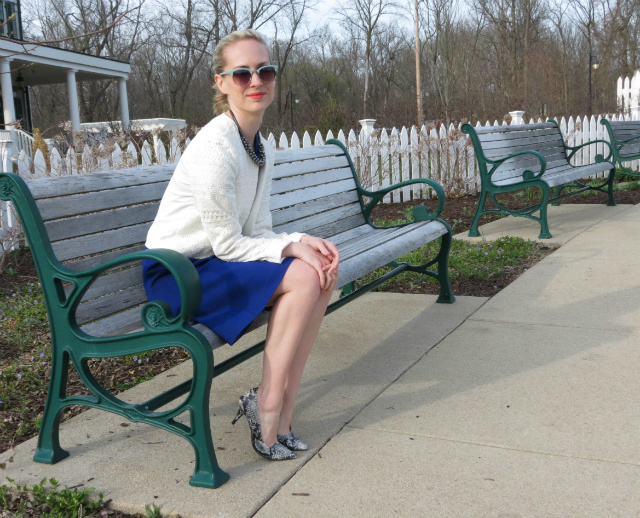 madewell parkline dress, snakeskin mid heel pumps, loft mint sunglasses, indianapolis style blog