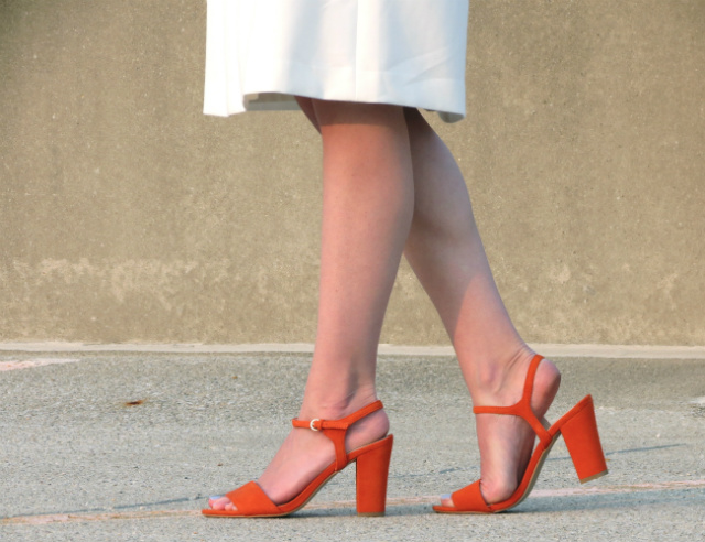 polka dot tee, white midi skirt, orange shoemint sandals, mint rebecca minkoff bag, pink mirrored ray bans