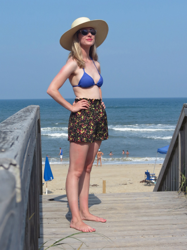 h&m bikini, high waist floral shorts, wide brim straw hat, clear sunglasses, beach outfit