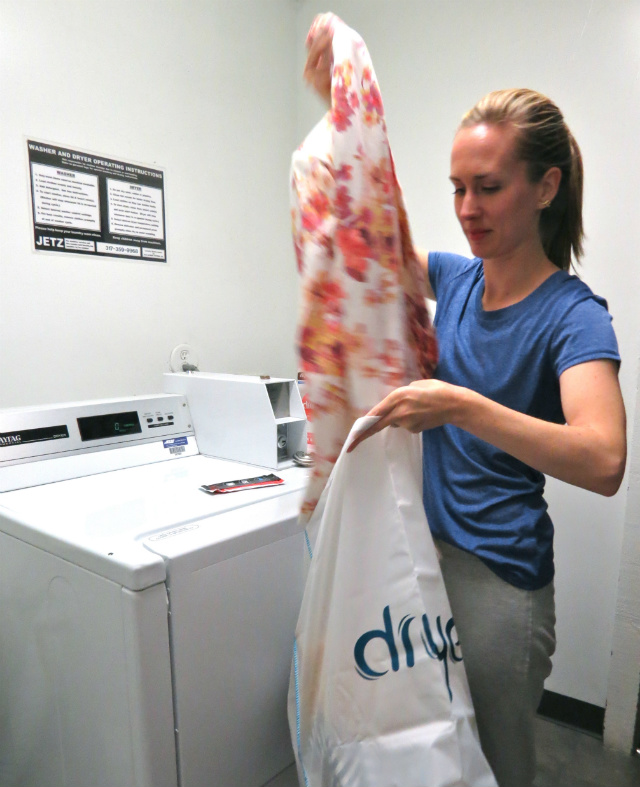 dryel at home dry cleaning, dryel blog ambassador, how to use dryel, dryel review