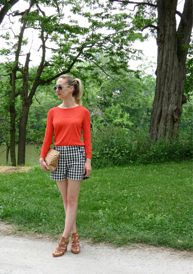 gingham shorts, cork clutch, brunch outfit, coral and turquoise