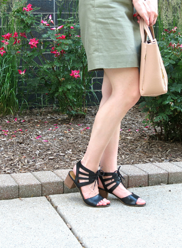 olive linen skirt, striped boatneck tee, low heel sandals with ankle ties