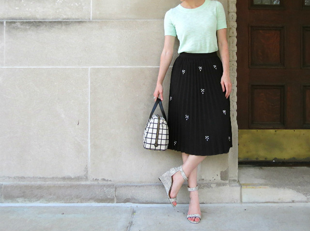 pleated midi skirt, mint short sleeve sweater, mint retro sunglasses, outfit, Indianapolis style blogger