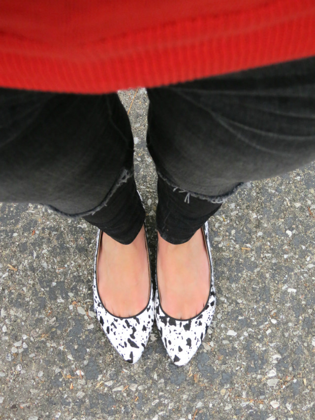 black distressed skinny jeans, haircalf speckled flats, orange sweater, brown leather jacket