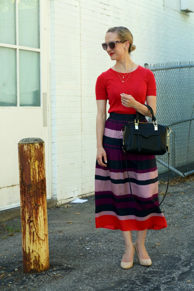 striped maxi skirt, short sleeve sweater, business casual outfit