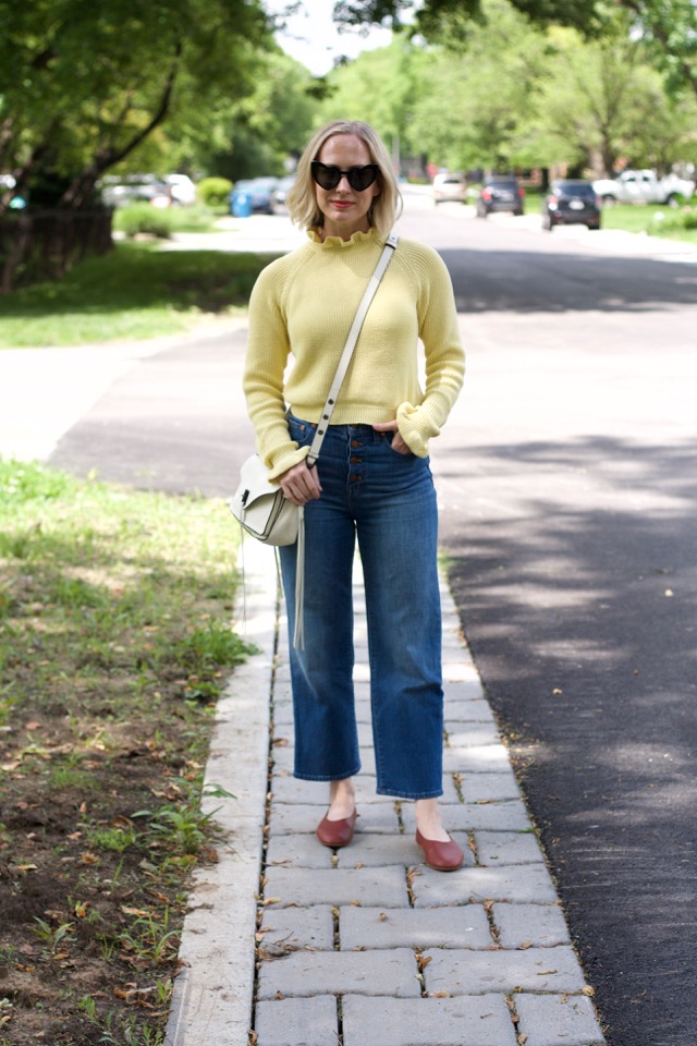summer pastel sweater, sustainable fabrics, H&M conscious collection, wide leg crop jeans, Everlane day glove