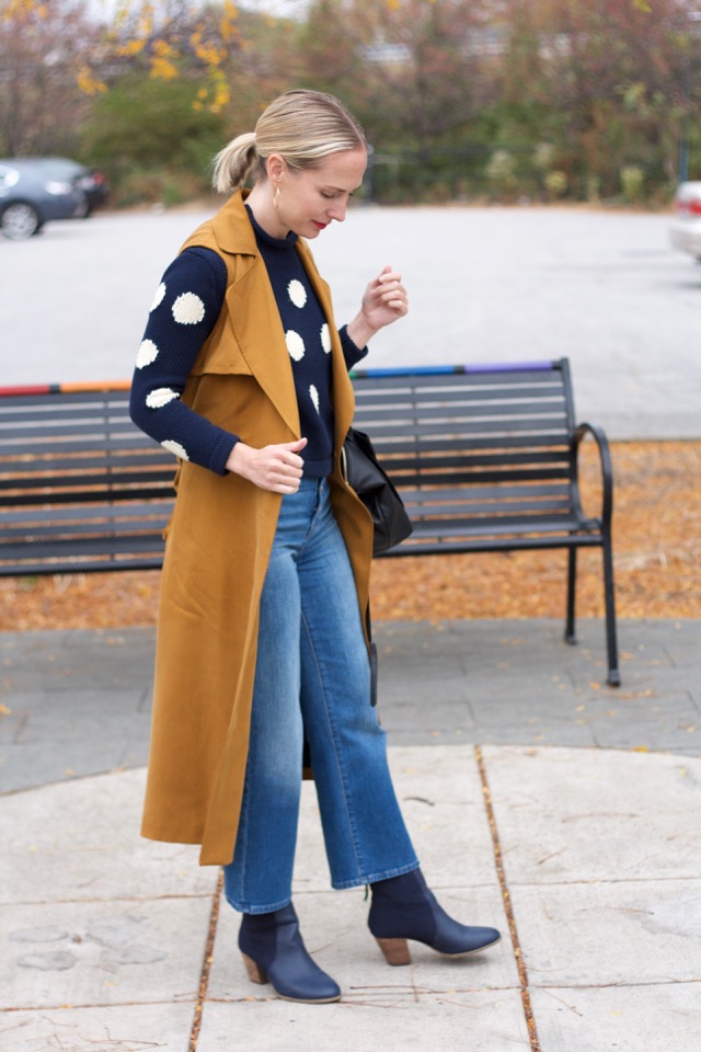 vetta convertible trench, cropped wide leg jeans with ankle boots