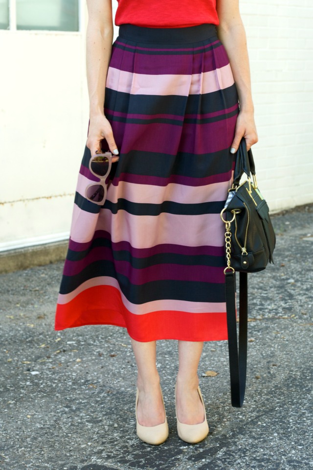 striped maxi skirt, short sleeve sweater, business casual outfit